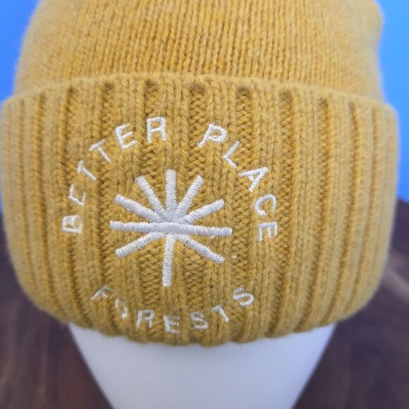 Patagonia Brodeo Beanie Hawk Gold Embroidered Sun Design Fitted OS - Picture 5 of 7